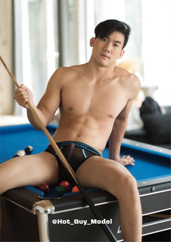 ถอดโชว์เรือนร่าง 2194