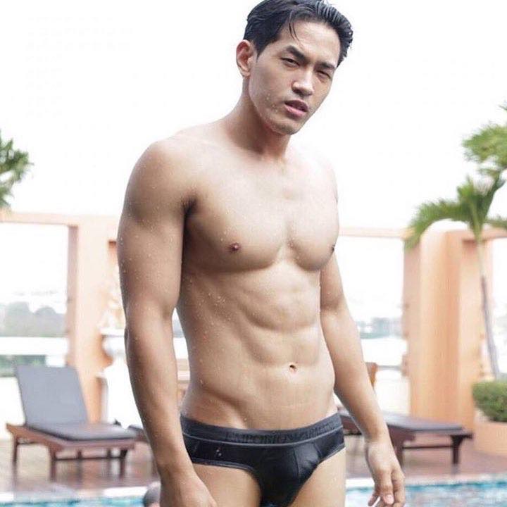 ถอดโชว์เรือนร่าง 2195