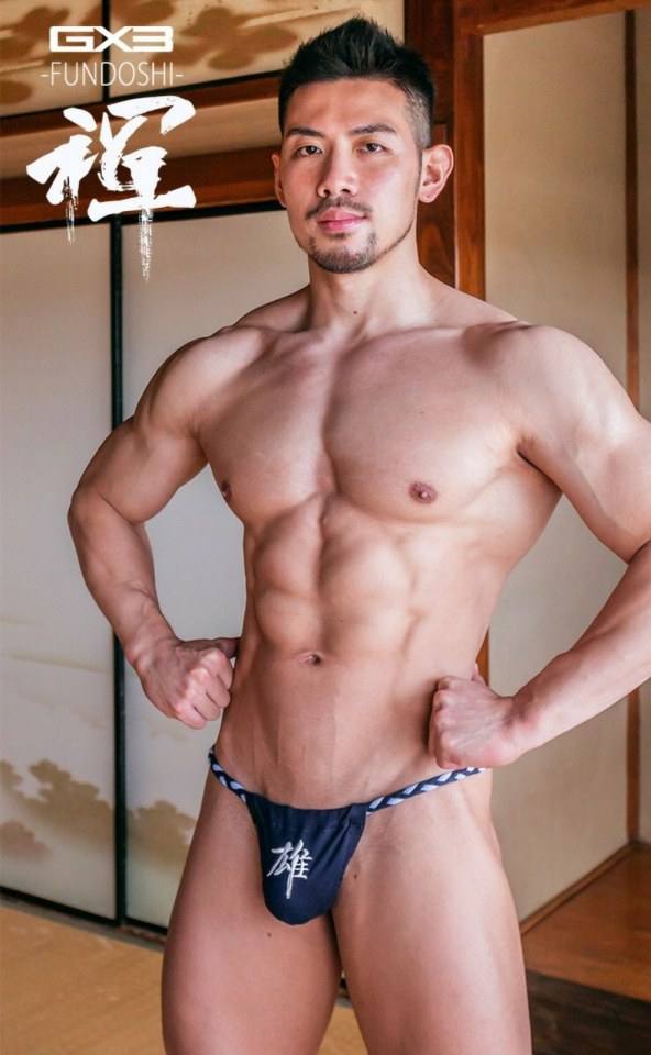 hot male 588 (18+)