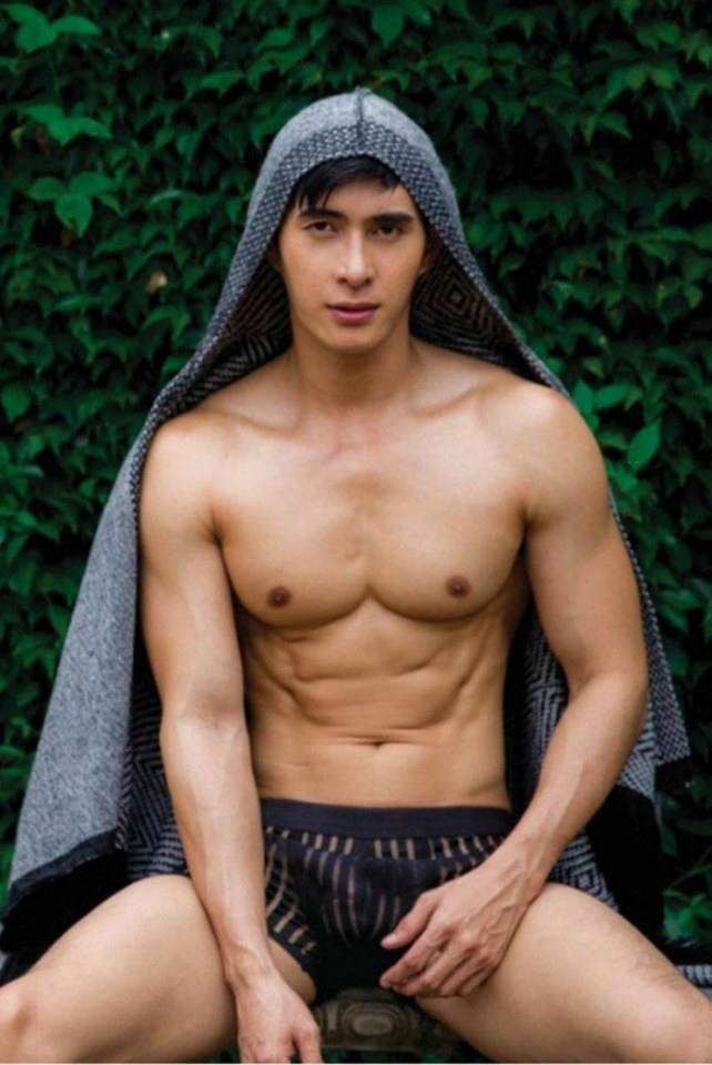 hot male 588 (18+)