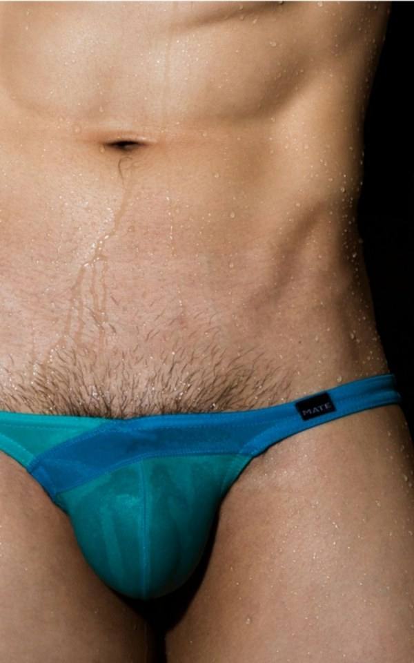 hot male 589 (18+)