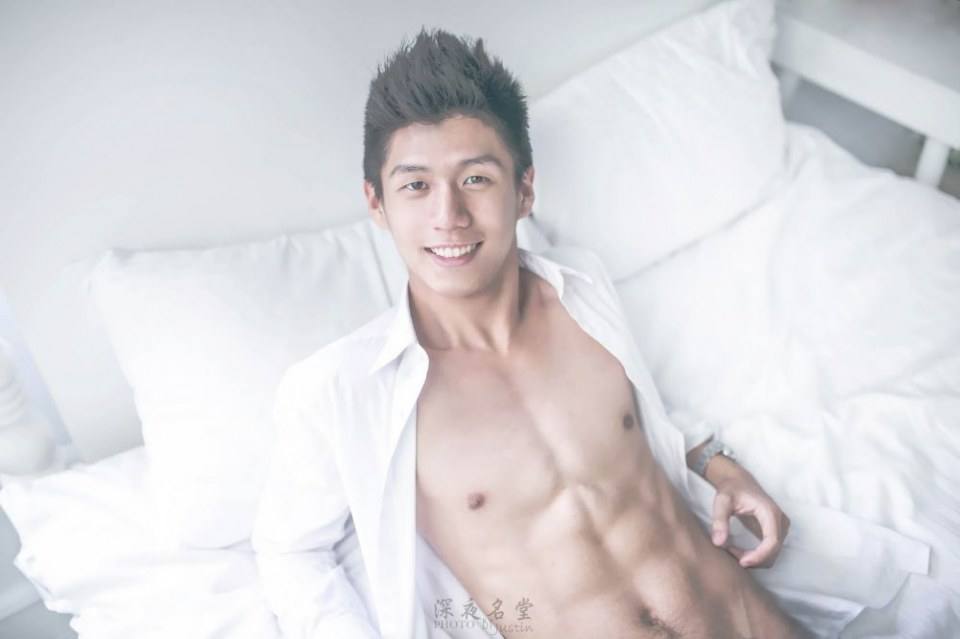 ดึกดำดึ๋ย