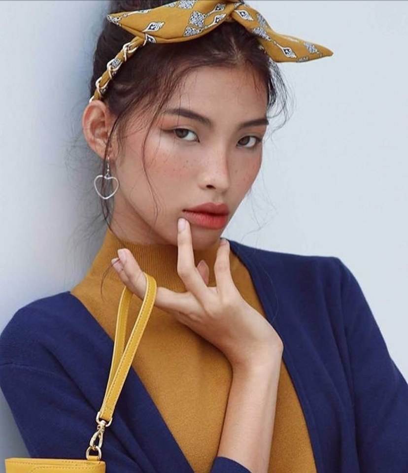 Thet Thet Thinn สาวพม่าหน้าเก๋ที่กำลังโดดเด่นในวงการแฟชั่น