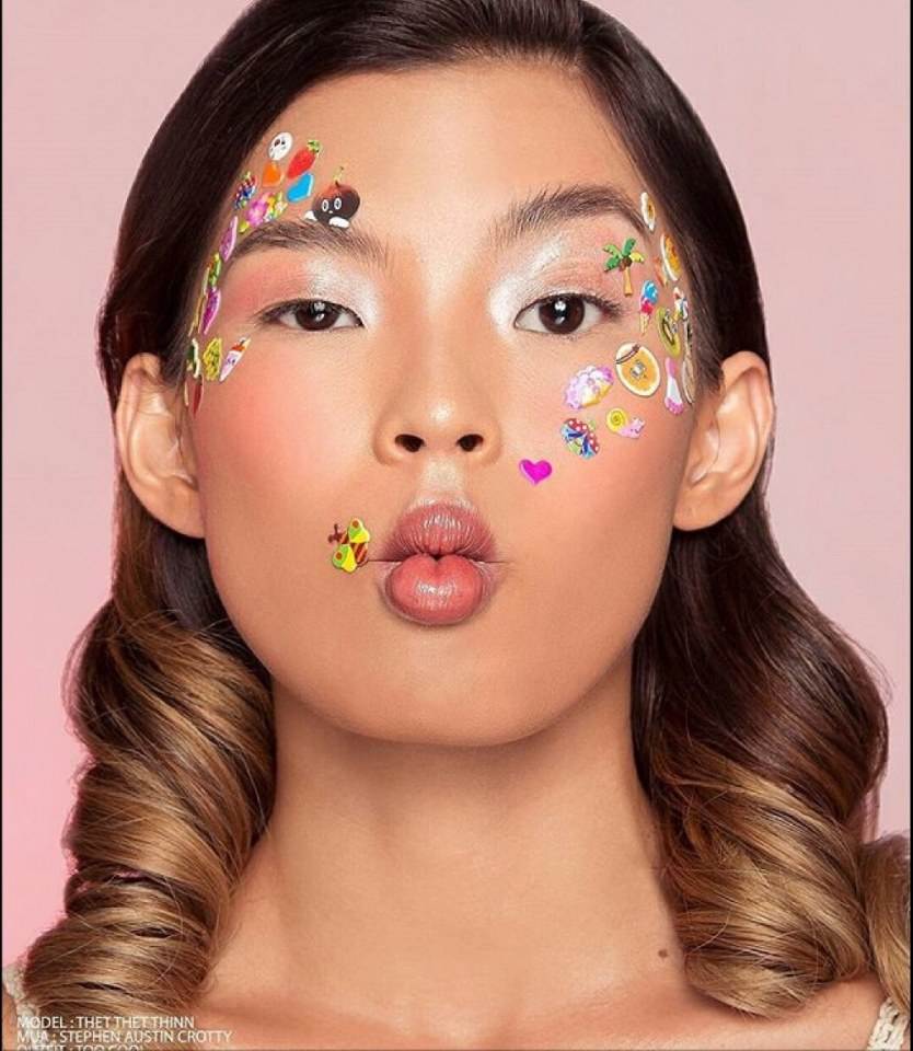 Thet Thet Thinn สาวพม่าหน้าเก๋ที่กำลังโดดเด่นในวงการแฟชั่น