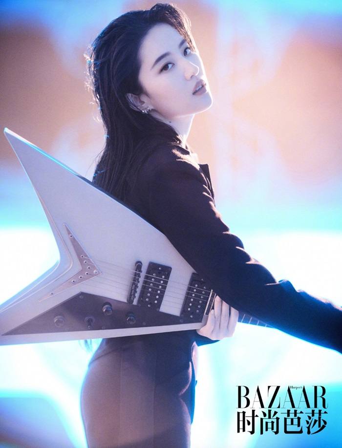Liu Yi fei @ Harper's Bazaar China July 2018