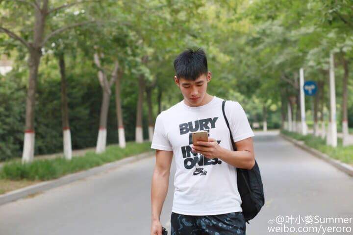มาเล่นบาสฯกับหนุ่มหล่อ