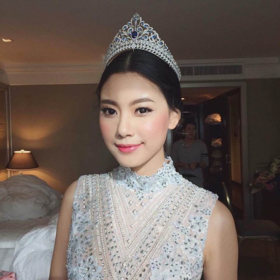 รวมมงกุฏของนางสาวไทยชอบใครมาดู