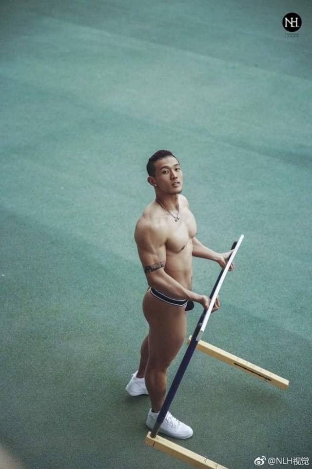 ดีต่อใจ#9(หนุ่มๆชวนออกกำลังกาย)