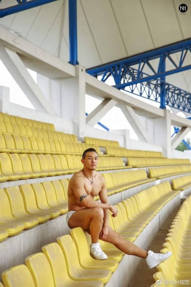 ดีต่อใจ#9(หนุ่มๆชวนออกกำลังกาย)