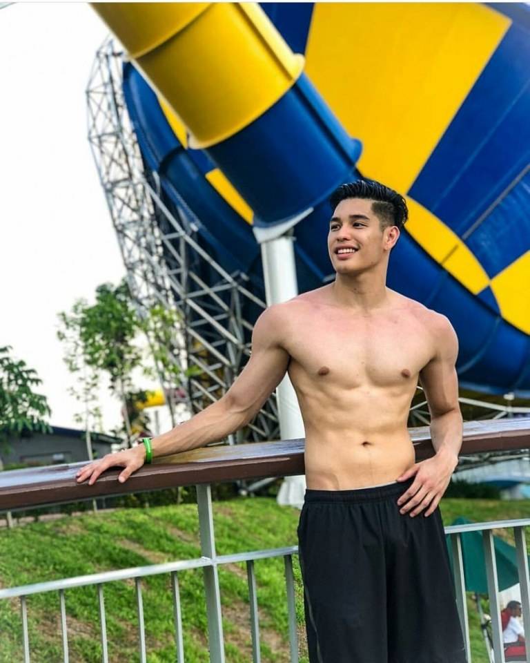 ชุ่มลิ้น
