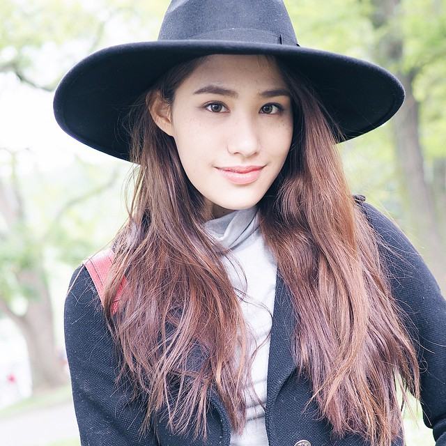 ปันปัน เต็มฟ้า เรื่อง สลักจิตร