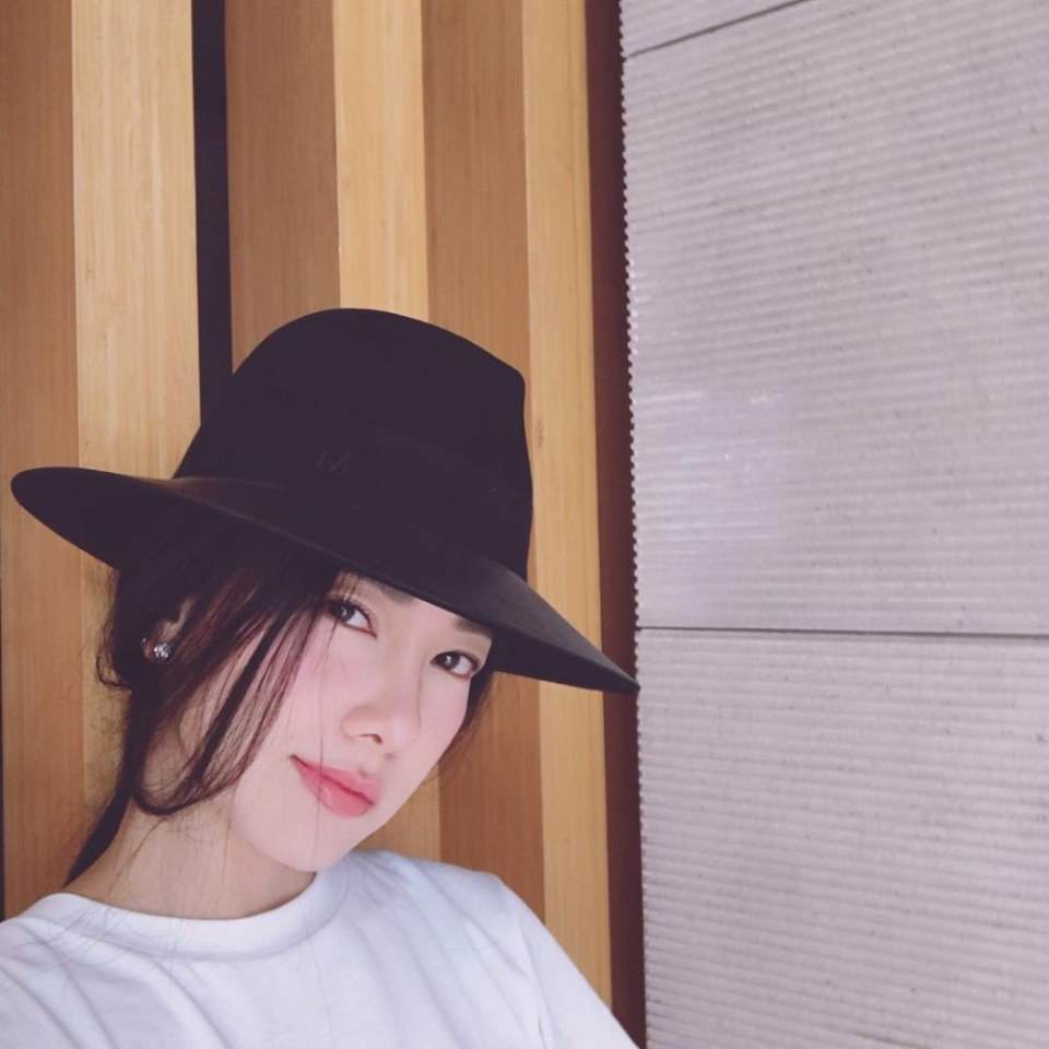 นุ่น วรนุช เรื่อง อีสา รวีช่วงโชติ