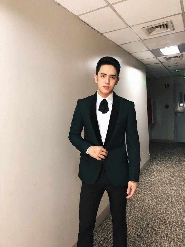 หล่อน่าเลีย