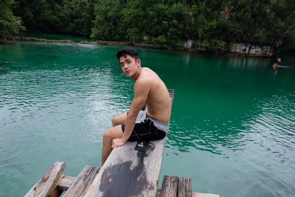 หล่อน่าเลีย