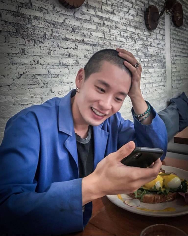 เลียล่ายๆ
