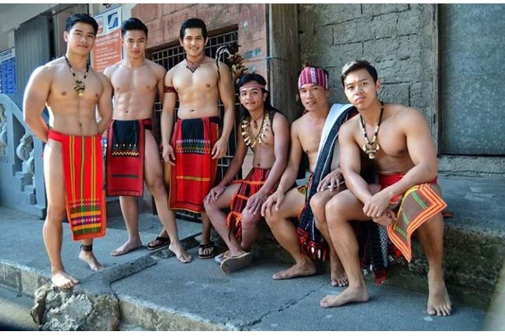 หนุ่มหล่อในเทศกาล Panagbenga