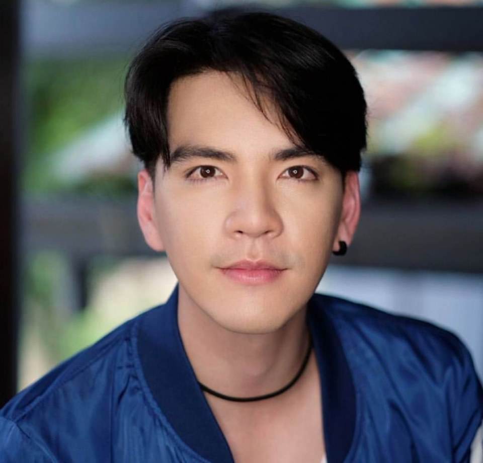 นิว วงศกร จาก "นักสู้พันธุ์ข้าวเหนียว"