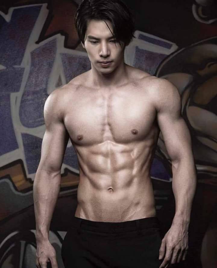 ว่างๆมานั่งWOW