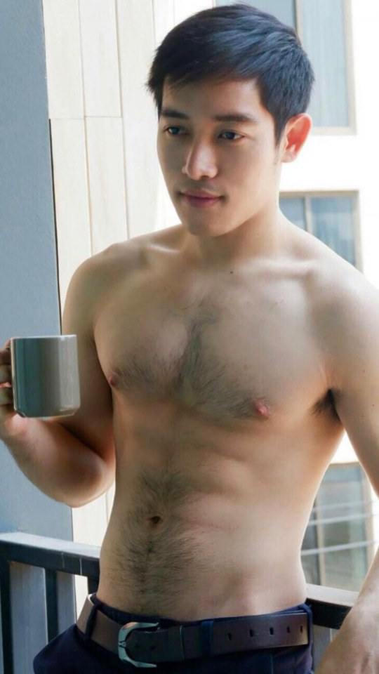 ว่างๆมานั่งWOW 8