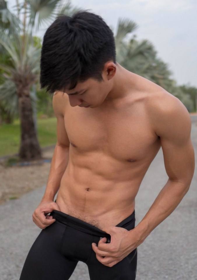 ว่างๆมานั่งWOW 8