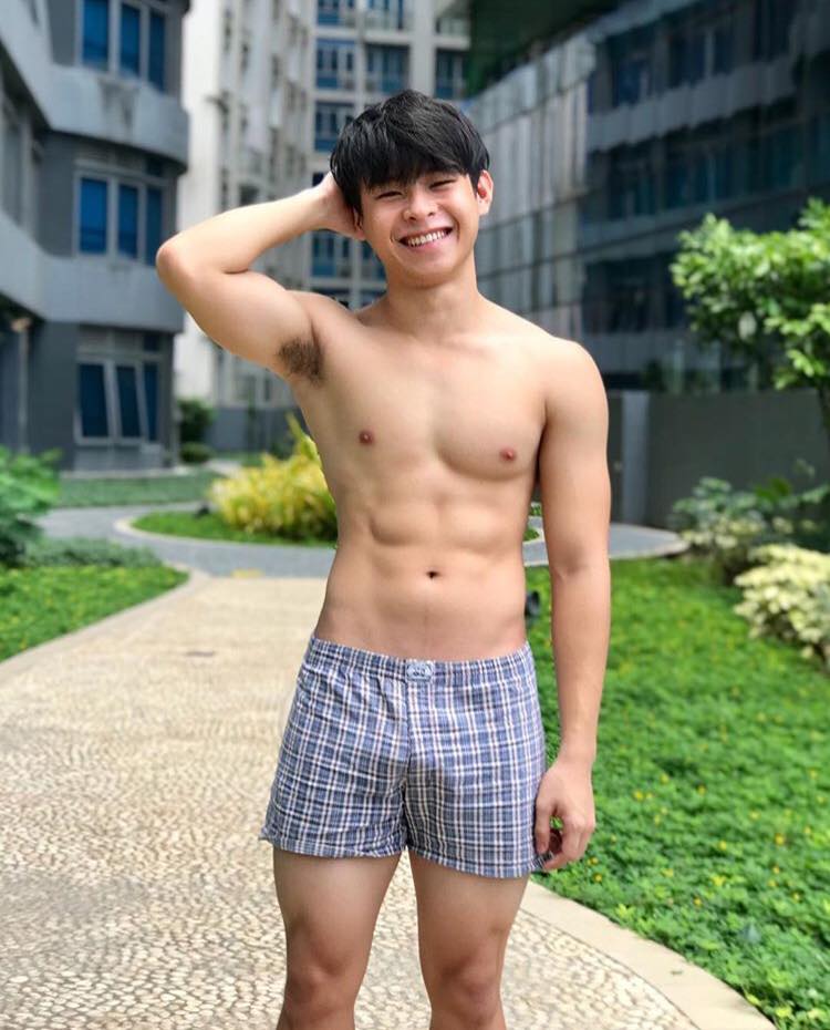 หุ่นแซ่บแต่เด็ก #16