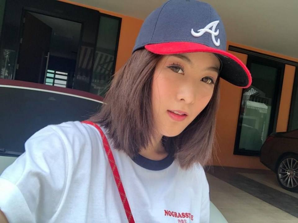 อ​ลิซ​ ทอย
