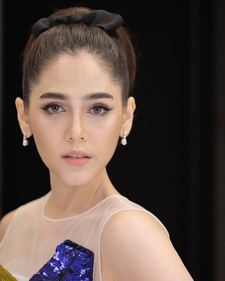 ชมพู่ อารยา