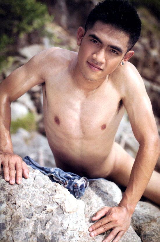เลียเพลิน