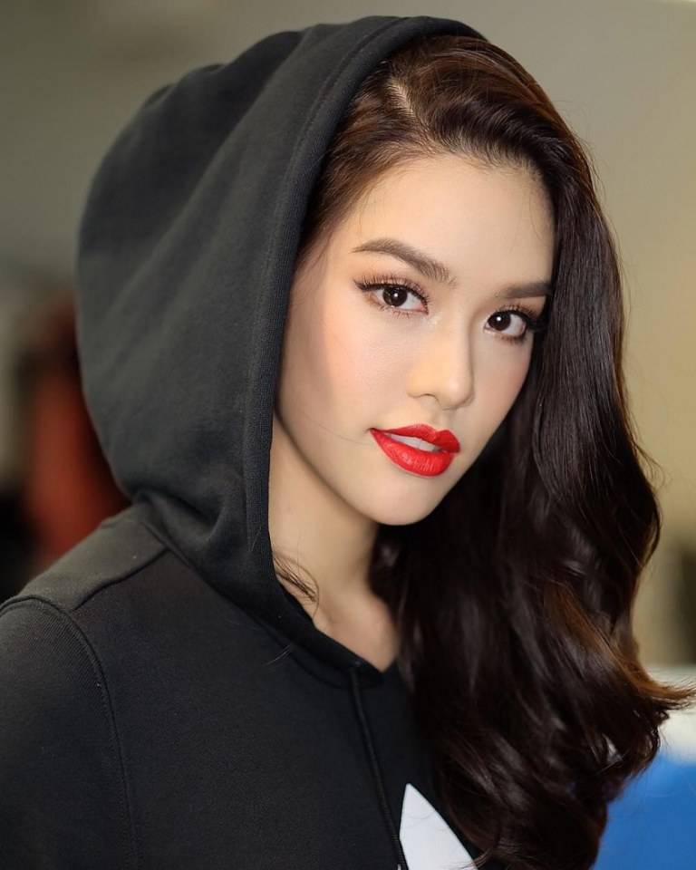 เกรซ​ กาญเกล้า