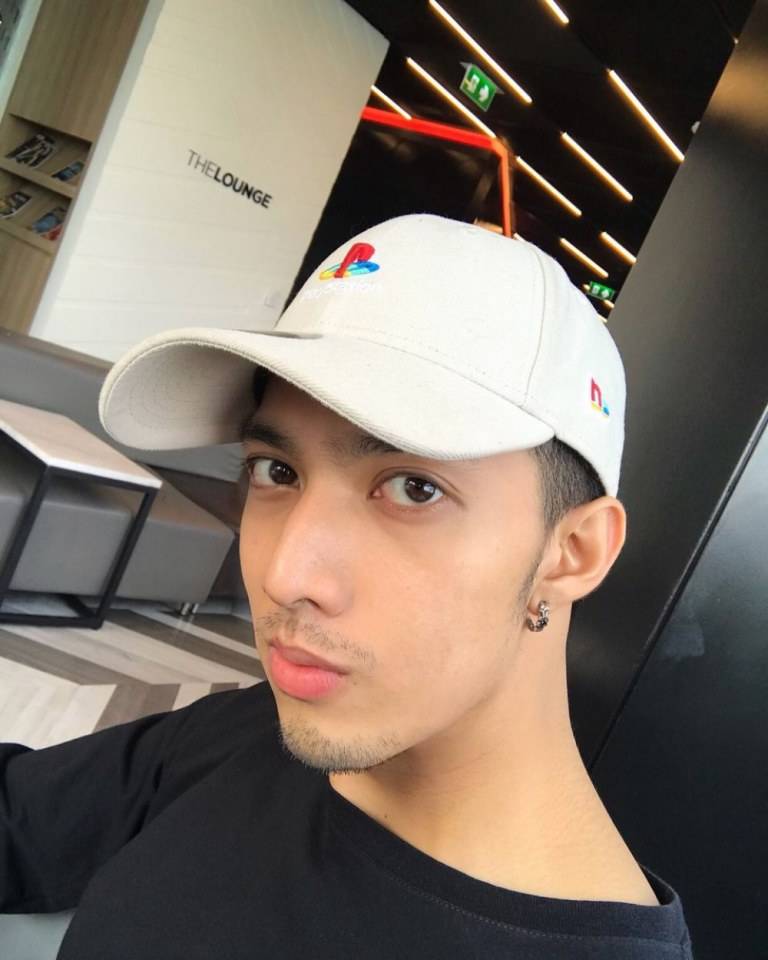 ดารา @สามี028