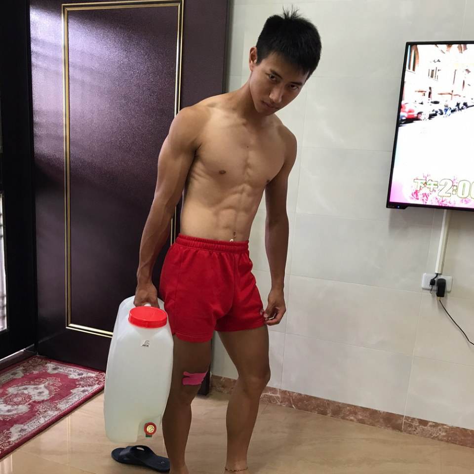 คลั่งสามี