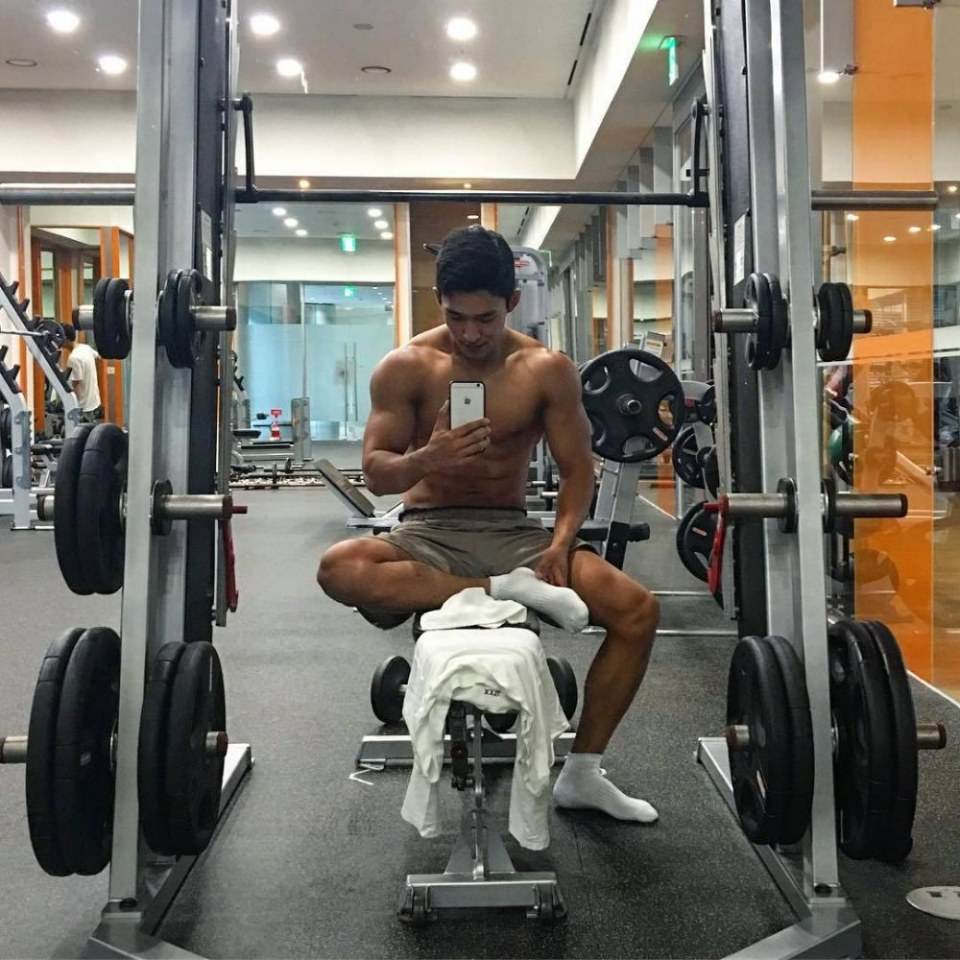 คลั่งสามี