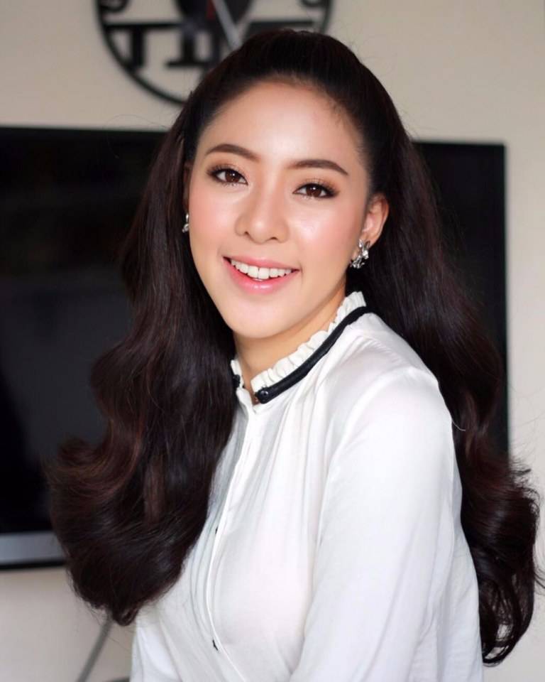 ณมล​ พัชรวลัย​ เรื่อง​ หวานใจนายกระจอก