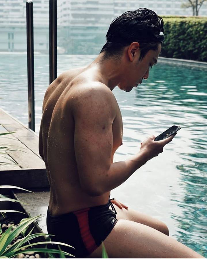 กี กีรติ หล่อกล้ามแน่นๆผู้ประกาศข่าวบันเทิงไนน์เอ็นฯ