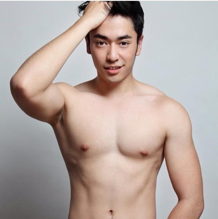 กี กีรติ หล่อกล้ามแน่นๆผู้ประกาศข่าวบันเทิงไนน์เอ็นฯ