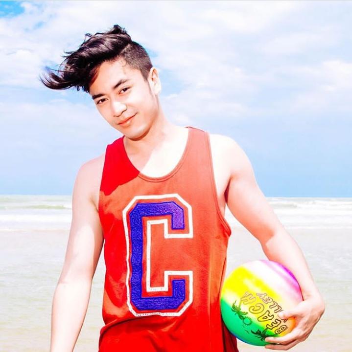กี กีรติ หล่อกล้ามแน่นๆผู้ประกาศข่าวบันเทิงไนน์เอ็นฯ