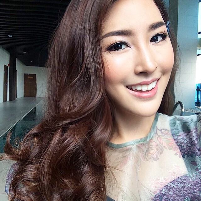 พอลลี่ พรพรรณ