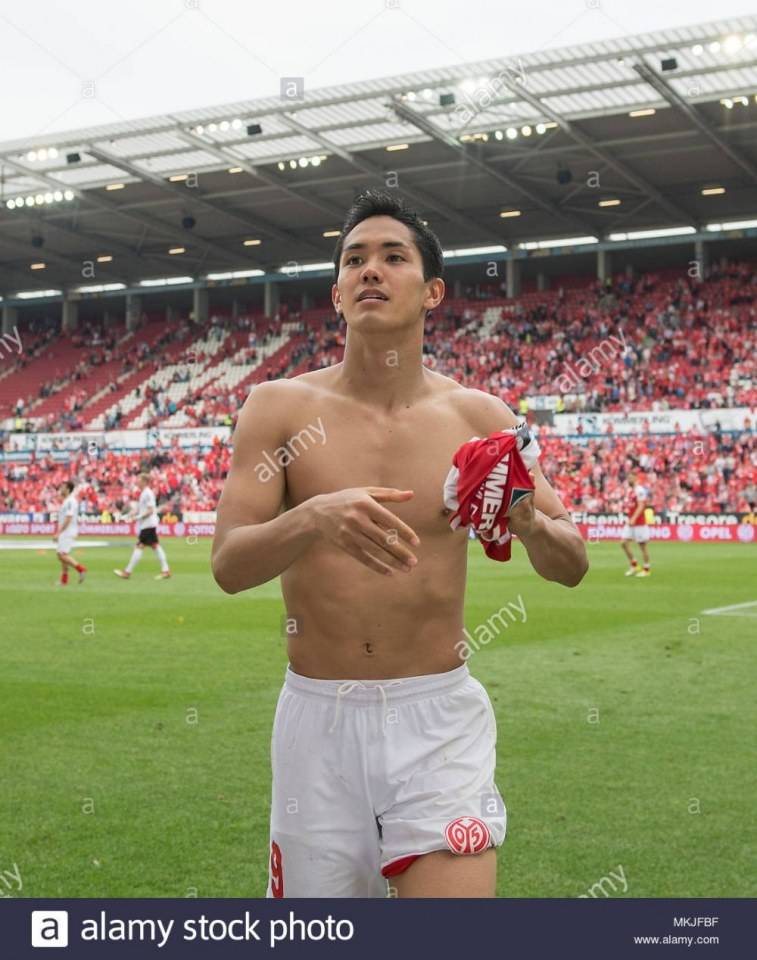 นักฟุตบอลญี่ปุ่น สุดหล่อ Yoshinori Muto