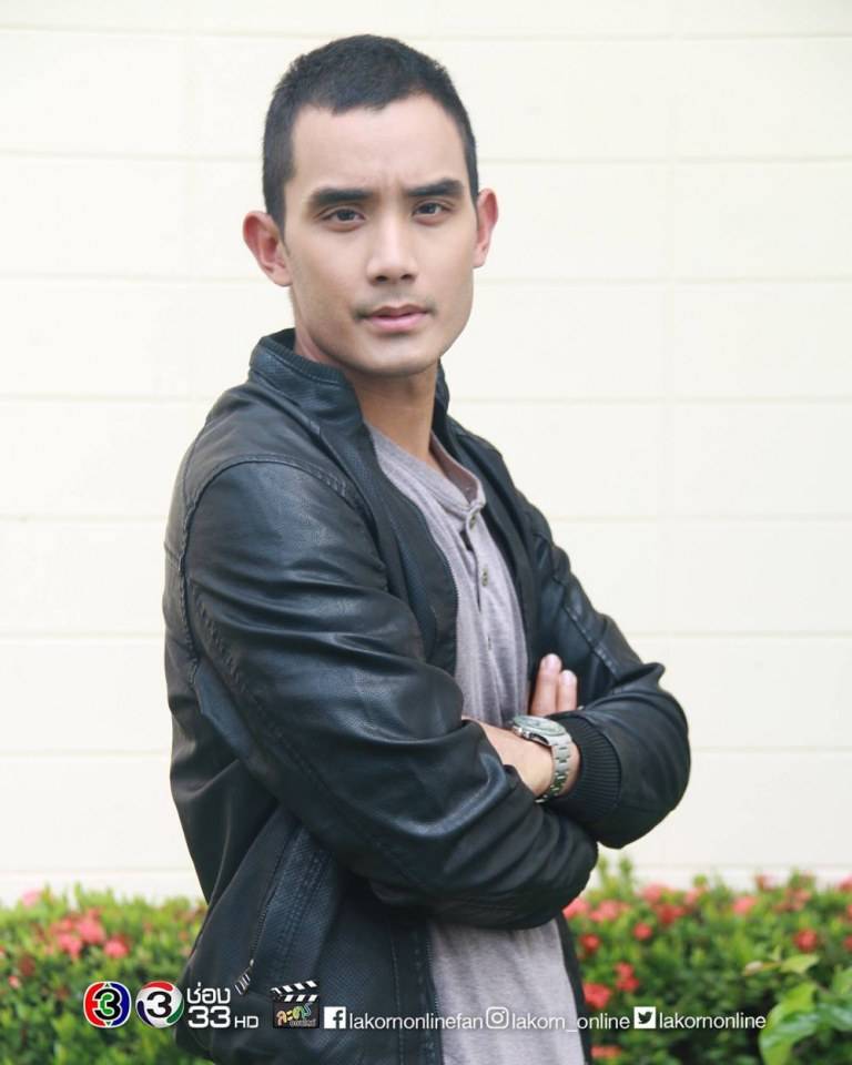 เข้มปานกลาง