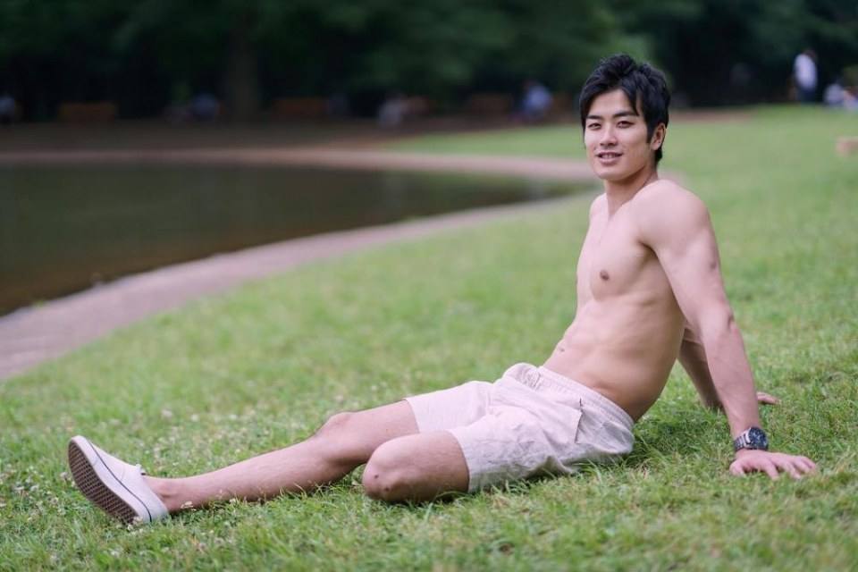 เข้มปานกลาง