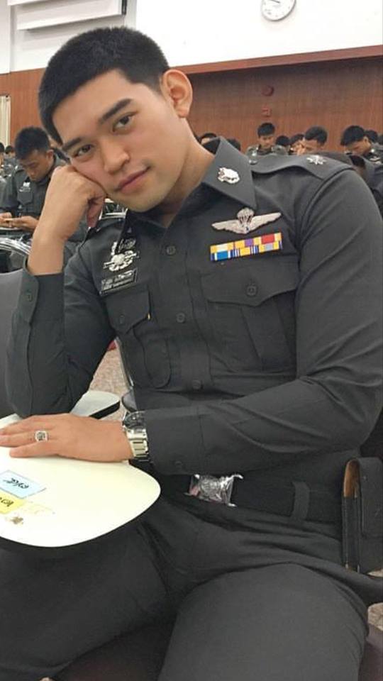 อยากจับของหลวง ๒
