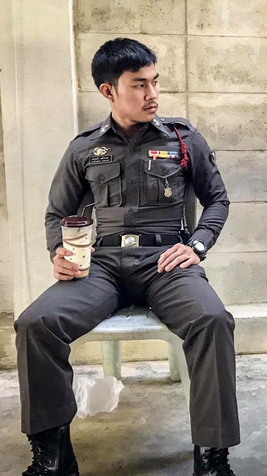 อยากจับของหลวง ๓