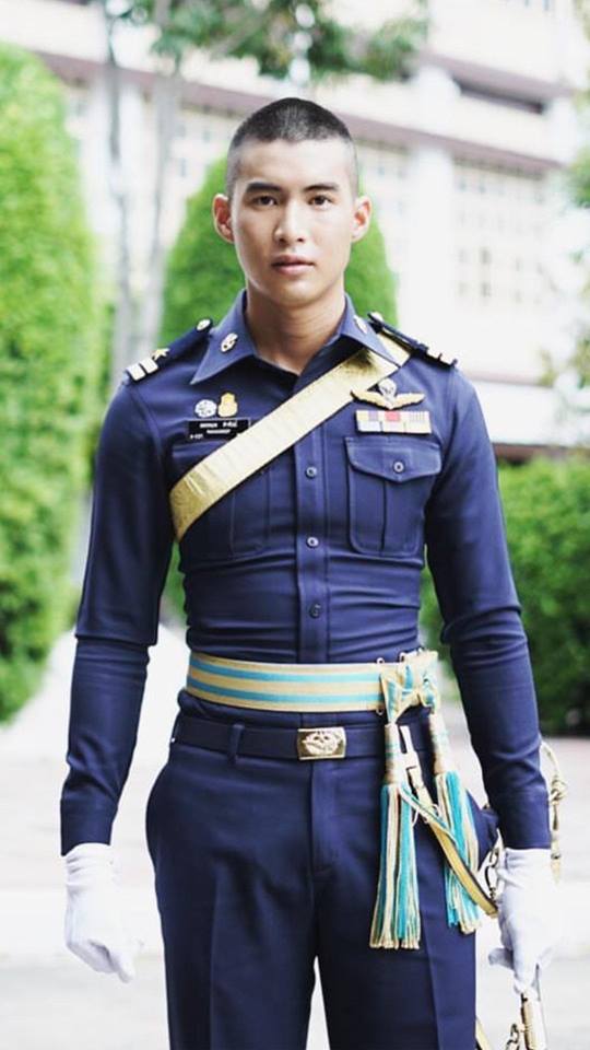 อยากจับของหลวง ๓