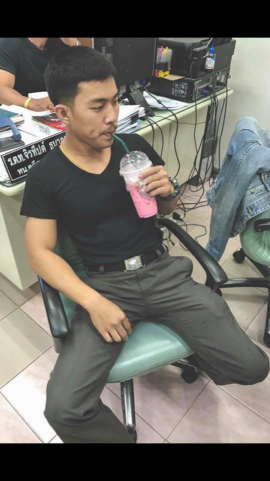 อยากจับของหลวง ๓
