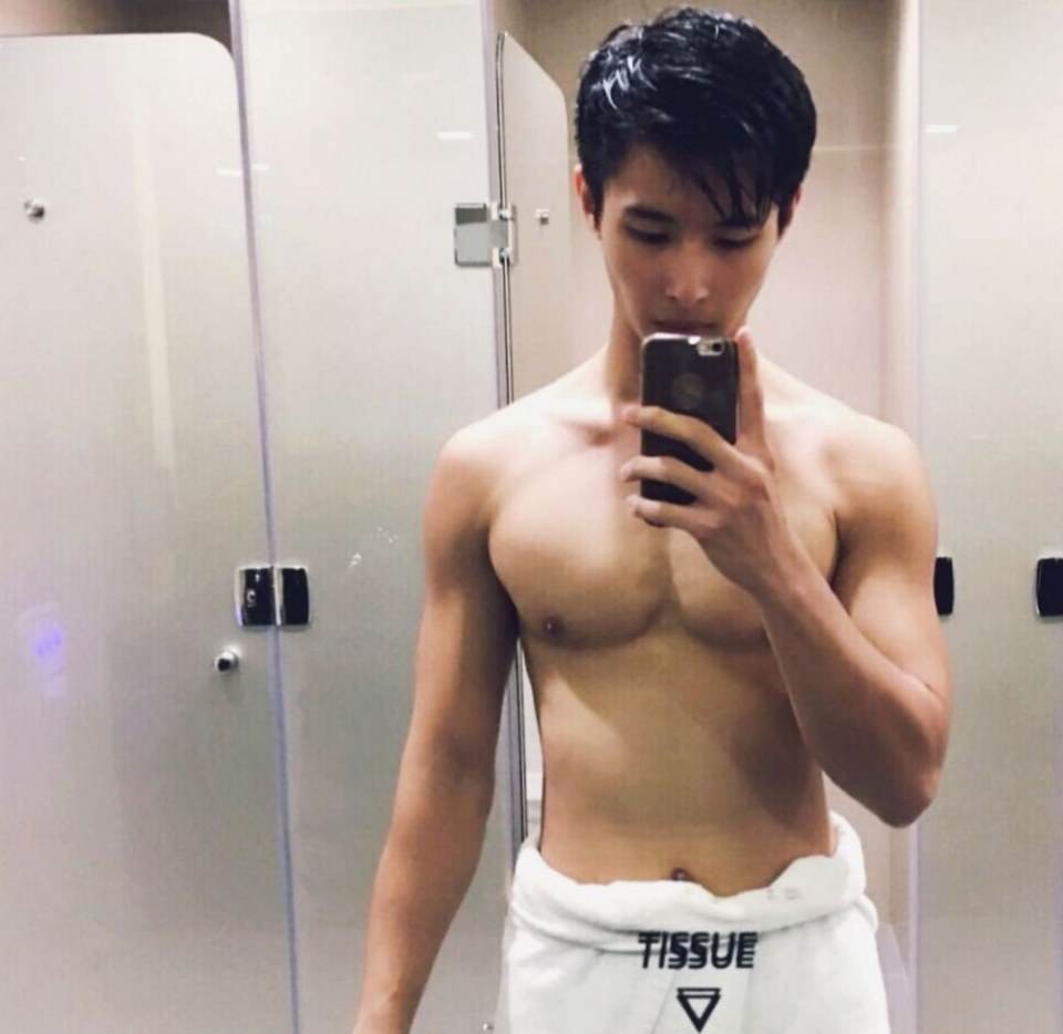 ถอดโชว์เรือนร่าง 2234