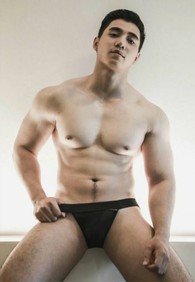 Hey guys 019 (18+)