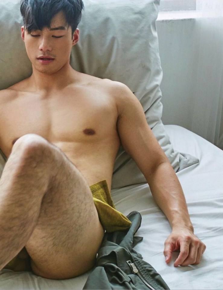Hot guy in underwear 334