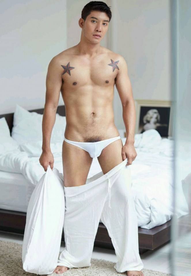 Hot guy in underwear 336