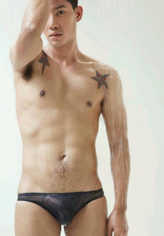 Hot guy in underwear 336