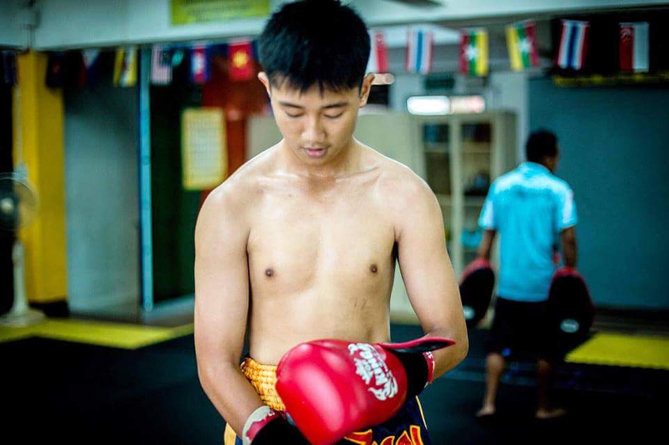 เด็กหนุ่ม